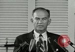 Immagine di William Fulbright United States USA, 1963, secondo 41 filmato di repertorio 65675069093