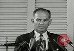 Immagine di William Fulbright United States USA, 1963, secondo 42 filmato di repertorio 65675069093