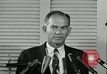 Immagine di William Fulbright United States USA, 1963, secondo 59 filmato di repertorio 65675069093