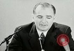 Immagine di Joseph Raymond McCarthy risponde a Truman New York United States USA, 1953, secondo 38 filmato di repertorio 65675069094