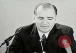 Immagine di Joseph Raymond McCarthy risponde a Truman New York United States USA, 1953, secondo 39 filmato di repertorio 65675069094