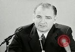 Immagine di Joseph Raymond McCarthy risponde a Truman New York United States USA, 1953, secondo 46 filmato di repertorio 65675069094