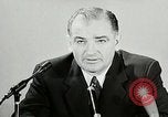 Immagine di Joseph Raymond McCarthy risponde a Truman New York United States USA, 1953, secondo 51 filmato di repertorio 65675069094