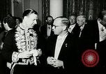 Standbild Prinz Bernhard Addis Abeba Äthiopien, 1953, aus Sekunde 32 historischem Filmmaterial Videoclip 65675069097