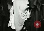 Standbild Sleeper Auto von Eisenbahn Zug United States USA, 1953, aus Sekunde 18 historischem Filmmaterial Videoclip 65675069099