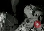 Standbild Sleeper Auto von Eisenbahn Zug United States USA, 1953, aus Sekunde 57 historischem Filmmaterial Videoclip 65675069099
