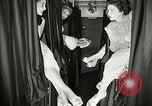 Standbild Sleeper Auto von Eisenbahn Zug United States USA, 1953, aus Sekunde 59 historischem Filmmaterial Videoclip 65675069099