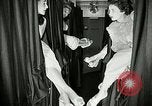 Standbild Sleeper Auto von Eisenbahn Zug United States USA, 1953, aus Sekunde 60 historischem Filmmaterial Videoclip 65675069099