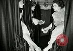 Standbild Sleeper Auto von Eisenbahn Zug United States USA, 1953, aus Sekunde 61 historischem Filmmaterial Videoclip 65675069099