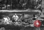 Immagine di Lavorare e giocare in Washington DC durante la Grande Depressione Washington DC USA, 1936, secondo 60 filmato di repertorio 65675069104