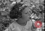 Immagine di Lavorare e giocare in Washington DC durante la Grande Depressione Washington DC USA, 1936, secondo 62 filmato di repertorio 65675069104