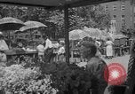 Immagine di Gli amanti dello shopping a Washington DC nel 1930s Washington DC USA, 1936, secondo 29 filmato di repertorio 65675069105