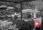 Immagine di Gli amanti dello shopping a Washington DC nel 1930s Washington DC USA, 1936, secondo 30 filmato di repertorio 65675069105