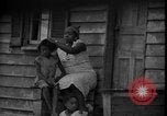 Immagine di Gli amanti dello shopping a Washington DC nel 1930s Washington DC USA, 1936, secondo 45 filmato di repertorio 65675069105