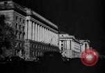 Immagine di Traffico di sera nel 1930 di Washington DC Washington DC USA, 1936, secondo 36 filmato di repertorio 65675069108