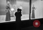 Immagine di Traffico di sera nel 1930 di Washington DC Washington DC USA, 1936, secondo 50 filmato di repertorio 65675069108