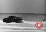 Standbild Vereinigten Staaten Marines Pazifik, 1942, aus Sekunde 58 historischem Filmmaterial Videoclip 65675069130