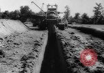 Standbild Ölpipeline Arkansas United States USA, 1942, aus Sekunde 28 historischem Filmmaterial Videoclip 65675069132