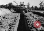 Standbild Ölpipeline Arkansas United States USA, 1942, aus Sekunde 30 historischem Filmmaterial Videoclip 65675069132