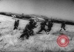 Standbild philippinischen Soldaten California United States USA, 1942, aus Sekunde 57 historischem Filmmaterial Videoclip 65675069135