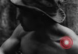 Standbild Douglas Fir Kanada, 1943, aus Sekunde 15 historischem Filmmaterial Videoclip 65675069160
