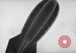 Standbild barrage Balloons North Carolina United States USA, 1941, aus Sekunde 38 historischem Filmmaterial Videoclip 65675069168