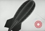 Standbild barrage Balloons North Carolina United States USA, 1941, aus Sekunde 41 historischem Filmmaterial Videoclip 65675069168