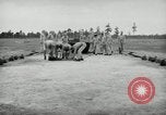 Standbild barrage Balloons North Carolina United States USA, 1941, aus Sekunde 54 historischem Filmmaterial Videoclip 65675069168