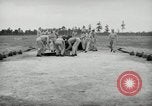 Standbild barrage Balloons North Carolina United States USA, 1941, aus Sekunde 56 historischem Filmmaterial Videoclip 65675069168