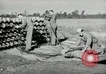 Standbild barrage Balloons North Carolina United States USA, 1941, aus Sekunde 3 historischem Filmmaterial Videoclip 65675069169