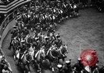 Standbild National Horse Show New York United States USA, 1937, aus Sekunde 13 historischem Filmmaterial Videoclip 65675069214