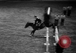 Standbild National Horse Show New York United States USA, 1937, aus Sekunde 32 historischem Filmmaterial Videoclip 65675069214