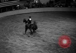 Standbild National Horse Show New York United States USA, 1937, aus Sekunde 34 historischem Filmmaterial Videoclip 65675069214