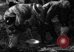 Standbild Lachs Tanner Creek Oregon USA, 1937, aus Sekunde 28 historischem Filmmaterial Videoclip 65675069215