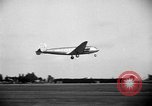 Immagine di Douglas DC-4 Santa Monica California USA, 1938, secondo 22 filmato di repertorio 65675069230