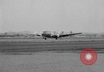 Immagine di Douglas DC-4 Santa Monica California USA, 1938, secondo 40 filmato di repertorio 65675069230