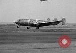 Immagine di Douglas DC-4 Santa Monica California USA, 1938, secondo 45 filmato di repertorio 65675069230