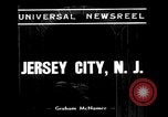 Immagine di manifestazione anticomunista Jersey City New Jersey USA, 1938, secondo 3 filmato di repertorio 65675069232