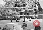 Standbild Joe Louis schießen und Boxen Pompton Lakes New Jersey USA, 1938, aus Sekunde 18 historischem Filmmaterial Videoclip 65675069238
