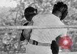 Standbild Joe Louis schießen und Boxen Pompton Lakes New Jersey USA, 1938, aus Sekunde 27 historischem Filmmaterial Videoclip 65675069238