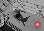 Standbild Olympischen Taucher Los Angeles California USA, 1938, aus Sekunde 16 historischem Filmmaterial Videoclip 65675069239
