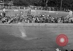 Standbild Olympischen Taucher Los Angeles California USA, 1938, aus Sekunde 43 historischem Filmmaterial Videoclip 65675069239