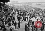 Standbild Krieg Admiral Aqueduct New York USA, 1938, aus Sekunde 5 historischem Filmmaterial Videoclip 65675069240