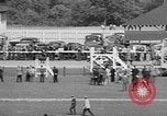 Standbild Krieg Admiral Aqueduct New York USA, 1938, aus Sekunde 15 historischem Filmmaterial Videoclip 65675069240