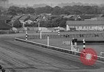 Standbild Krieg Admiral Aqueduct New York USA, 1938, aus Sekunde 31 historischem Filmmaterial Videoclip 65675069240