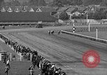 Standbild Krieg Admiral Aqueduct New York USA, 1938, aus Sekunde 39 historischem Filmmaterial Videoclip 65675069240