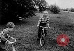 Standbild quintuplets geboren South Dakota United States USA, 1963, aus Sekunde 13 historischem Filmmaterial Videoclip 65675069241