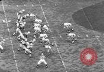 Standbild American-Football-Spiel Baltimore Maryland USA, 1963, aus Sekunde 10 historischem Filmmaterial Videoclip 65675069243