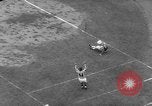 Standbild American-Football-Spiel Baltimore Maryland USA, 1963, aus Sekunde 20 historischem Filmmaterial Videoclip 65675069243