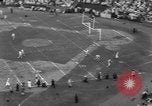 Standbild American-Football-Spiel Baltimore Maryland USA, 1963, aus Sekunde 42 historischem Filmmaterial Videoclip 65675069243